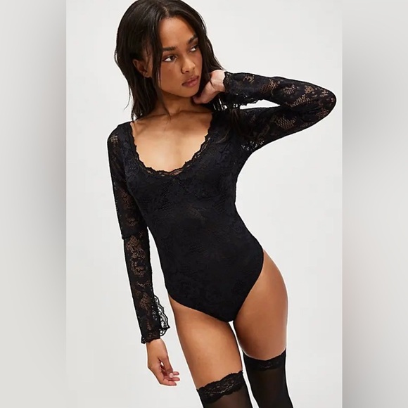 Free People Intimately Perfectly Fine Lace Long Sleeve Bodysuit NEW - Picture 6 of 13